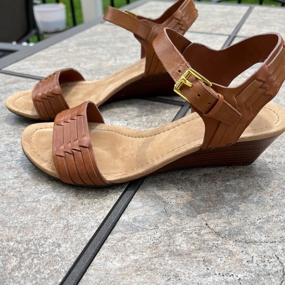Ralph Lauren Carmel Ankle Strap Wedge Sandals - Picture 3 of 13